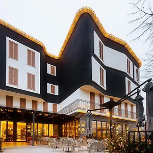 Park Plazza 4*, Korce Albania