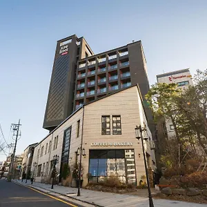 Junibino Hongdae 3* ソウル特別市
