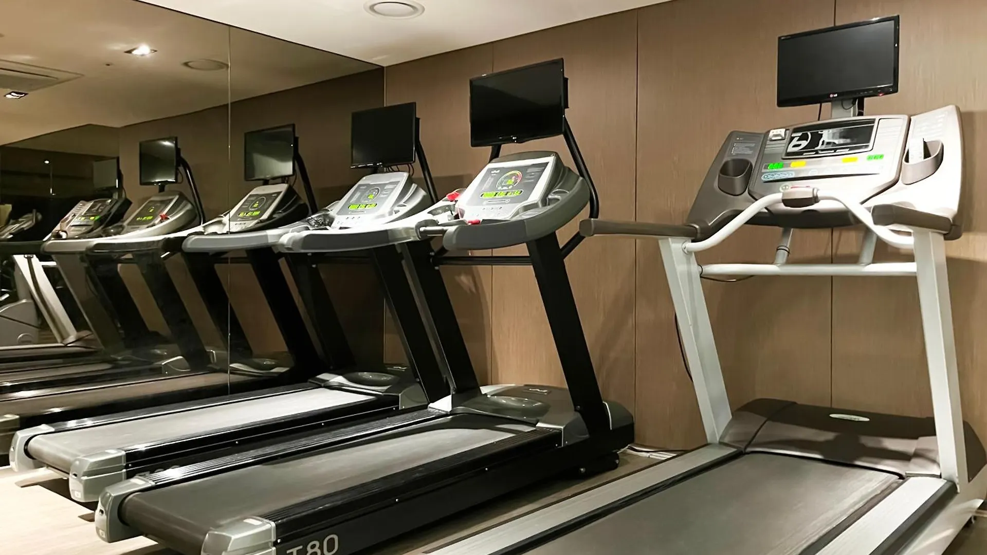 Ramada Encore By Wyndham Busan Station Hotel