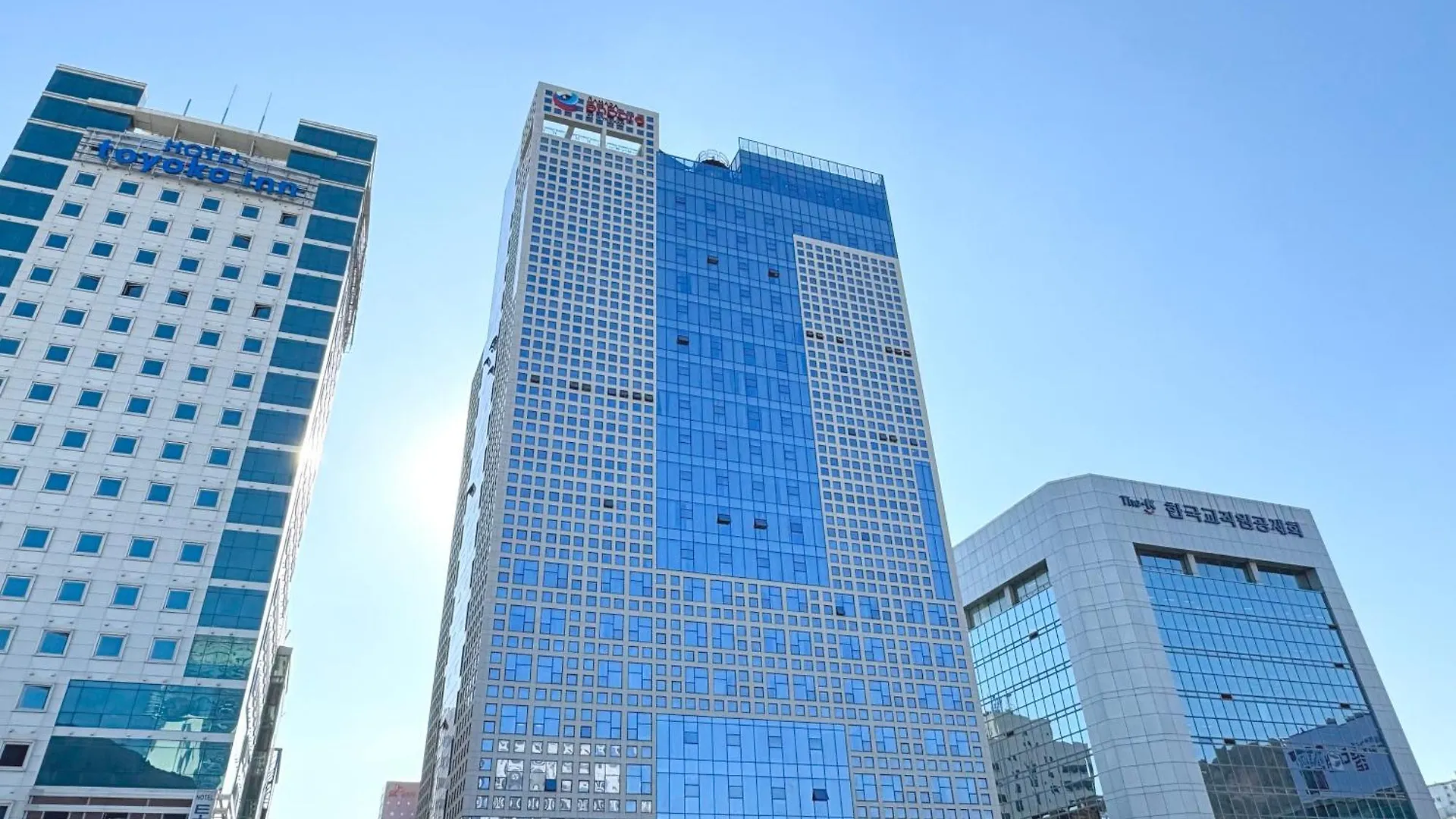 Hotel Ramada Encore By Wyndham Busan Station
