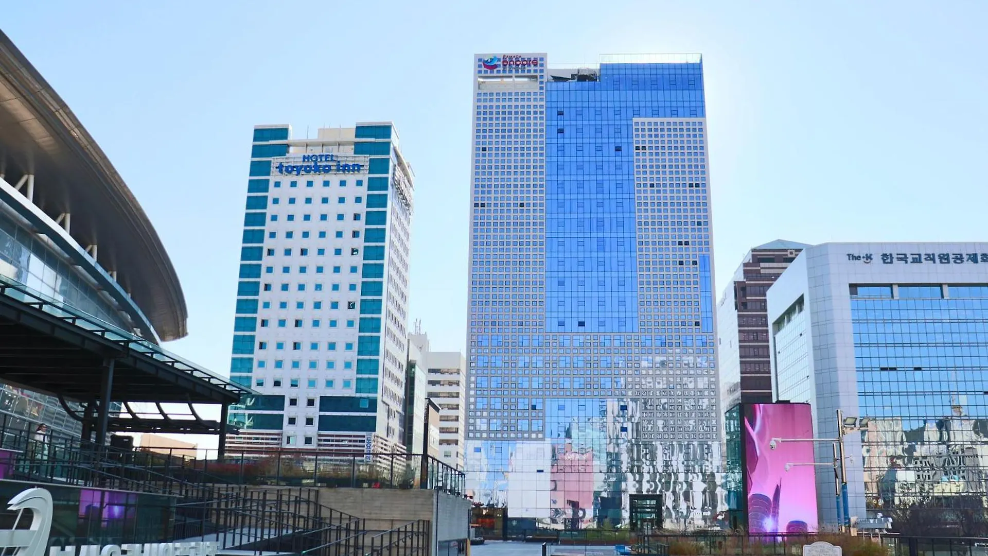 Ramada Encore By Wyndham Busan Station Hotel