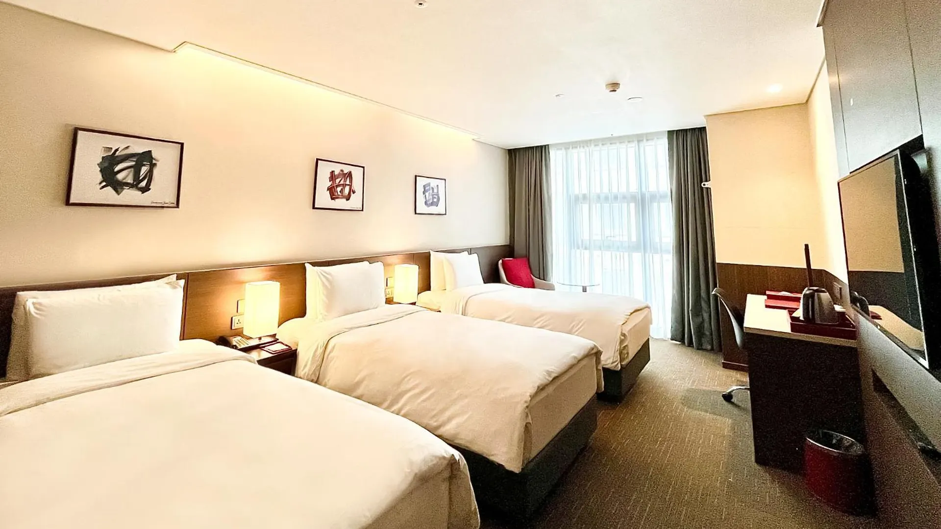 Ramada Encore By Wyndham Busan Station Hotel