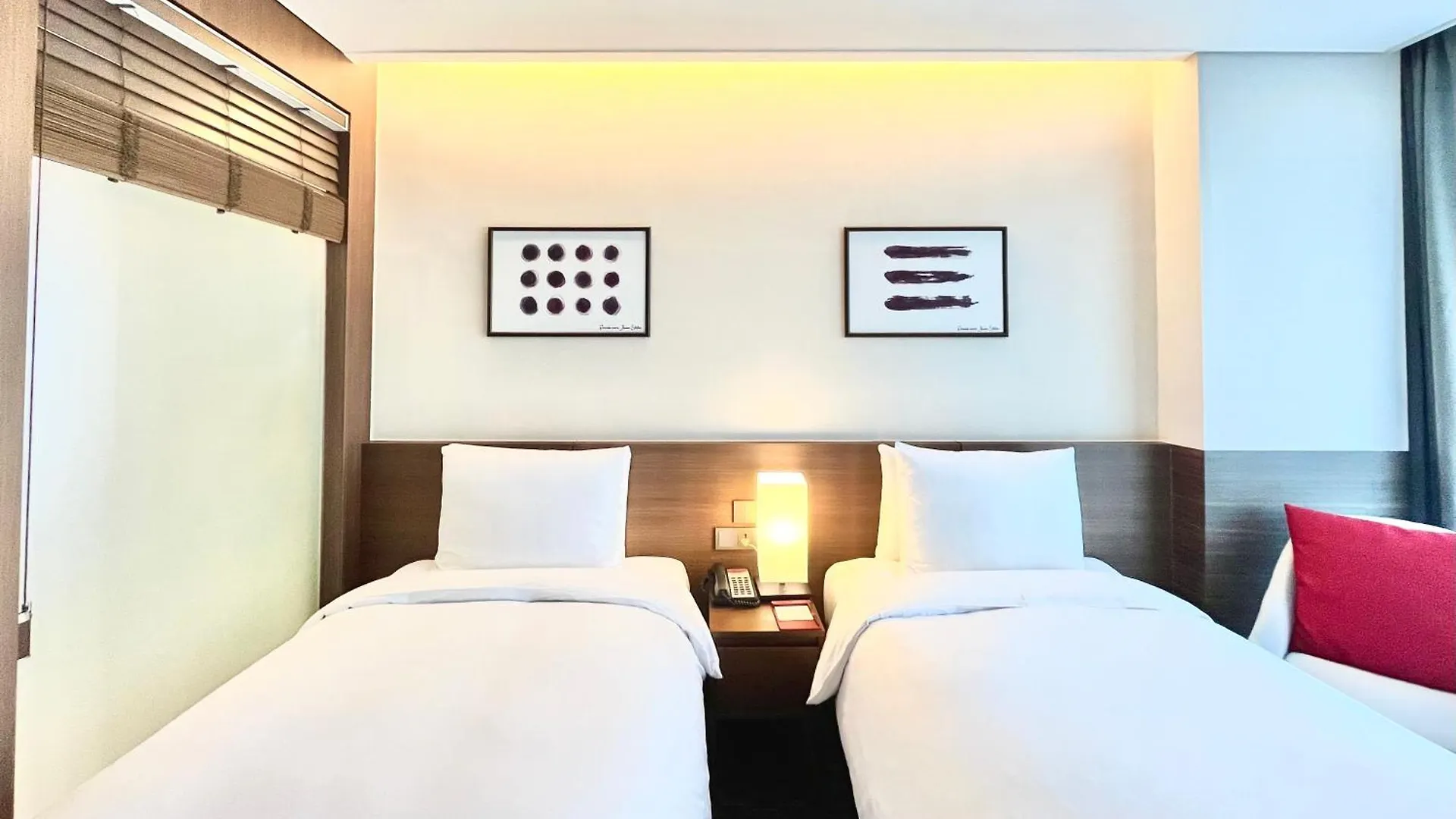 Ramada Encore By Wyndham Busan Station 3*,  South Korea