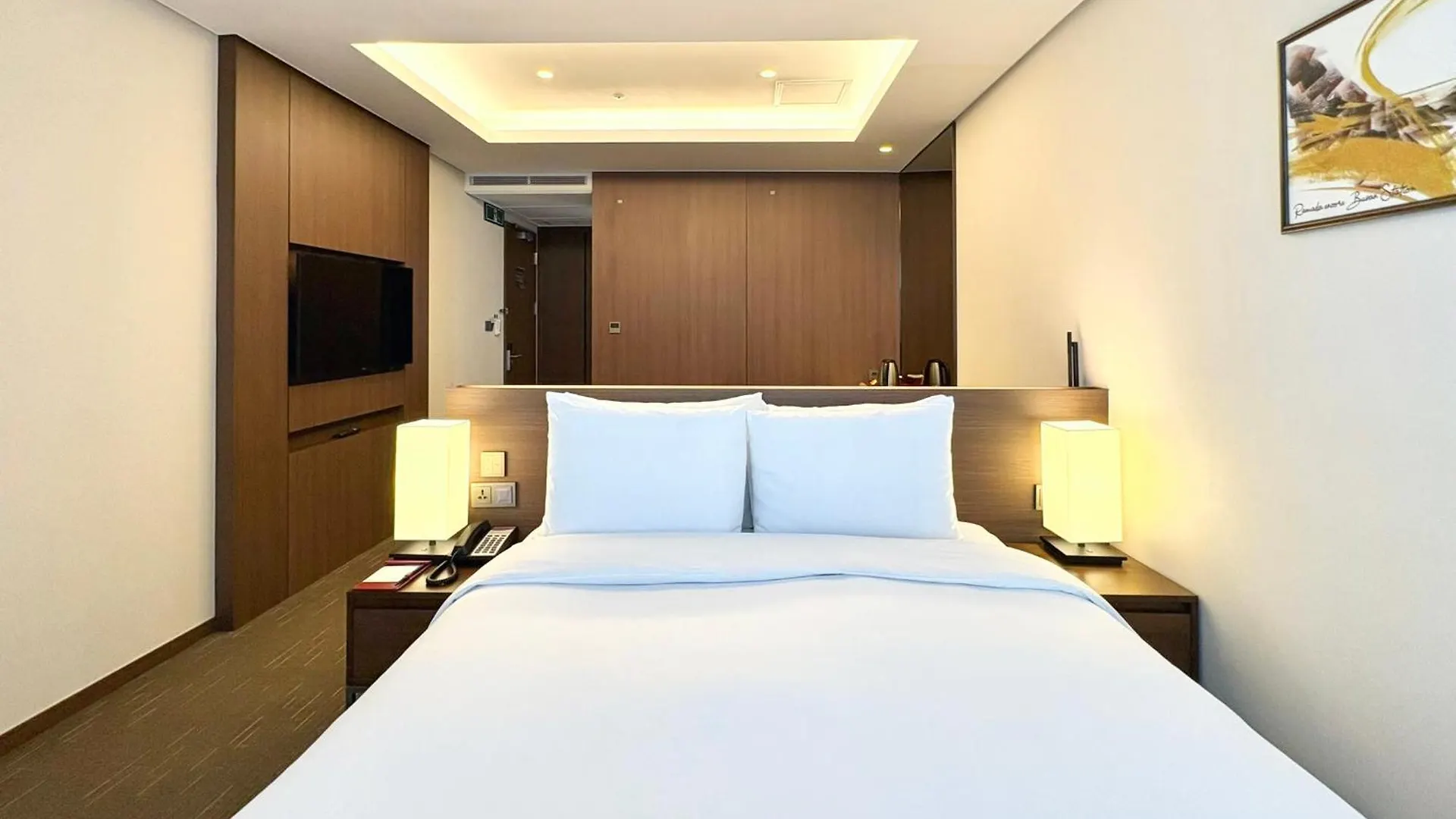 Ramada Encore By Wyndham Busan Station Hotel