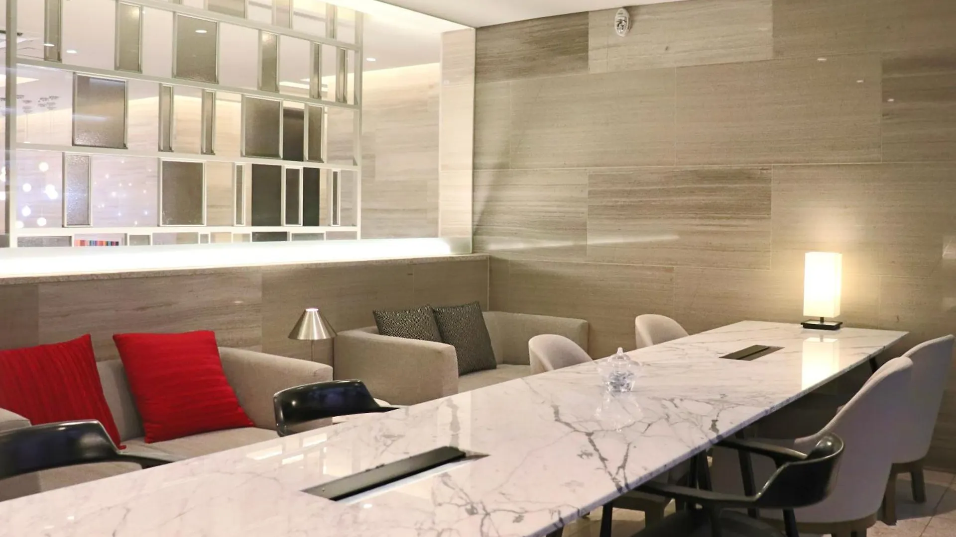 Hotel Ramada Encore By Wyndham Busan Station
