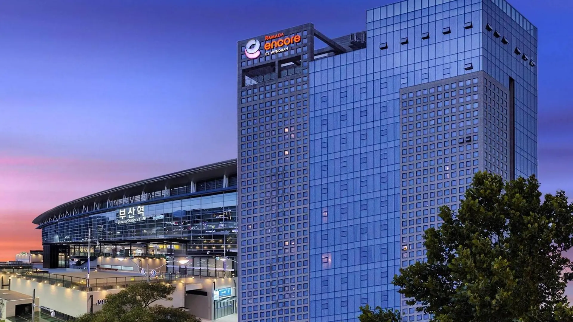 Hotel Ramada Encore By Wyndham Busan Station